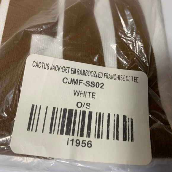 Two Travis Scott Cactus Jack one size tee shirts - Picture 6 of 9